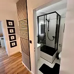 Stilvoll-modern-neu Apartament