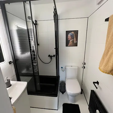 Stilvoll-modern-neu Apartment Meerbusch