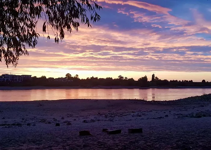 Stilvoll-modern-neu דירה מירבוש