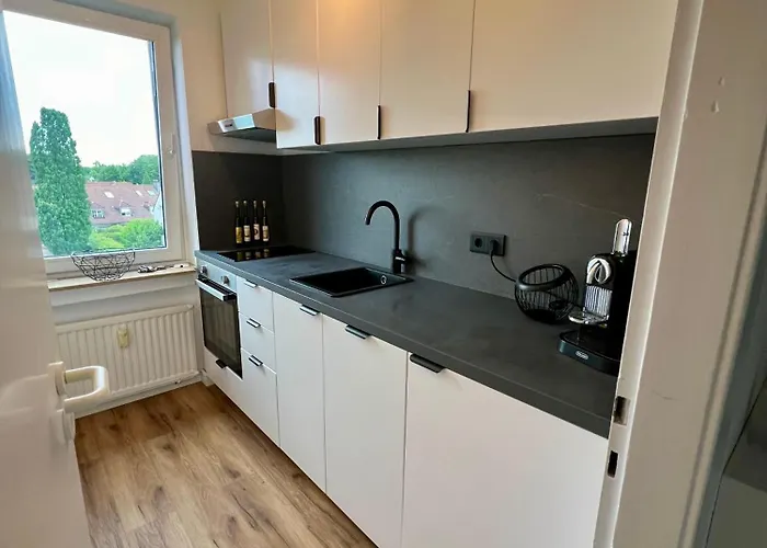 Stilvoll-modern-neu Lejlighed